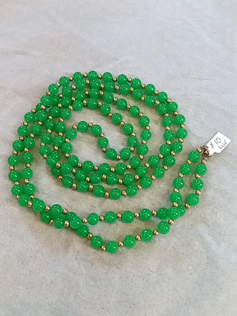 Green  Long beaded necklace