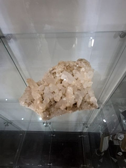 Quartz cluster