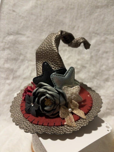 Grey/Burgundy MysticalCreationsByMaira Star mini witch hat