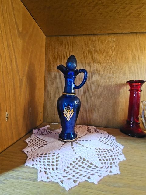 Avon Cobalt blue CruetBlue Vintage "Less than 50 years"