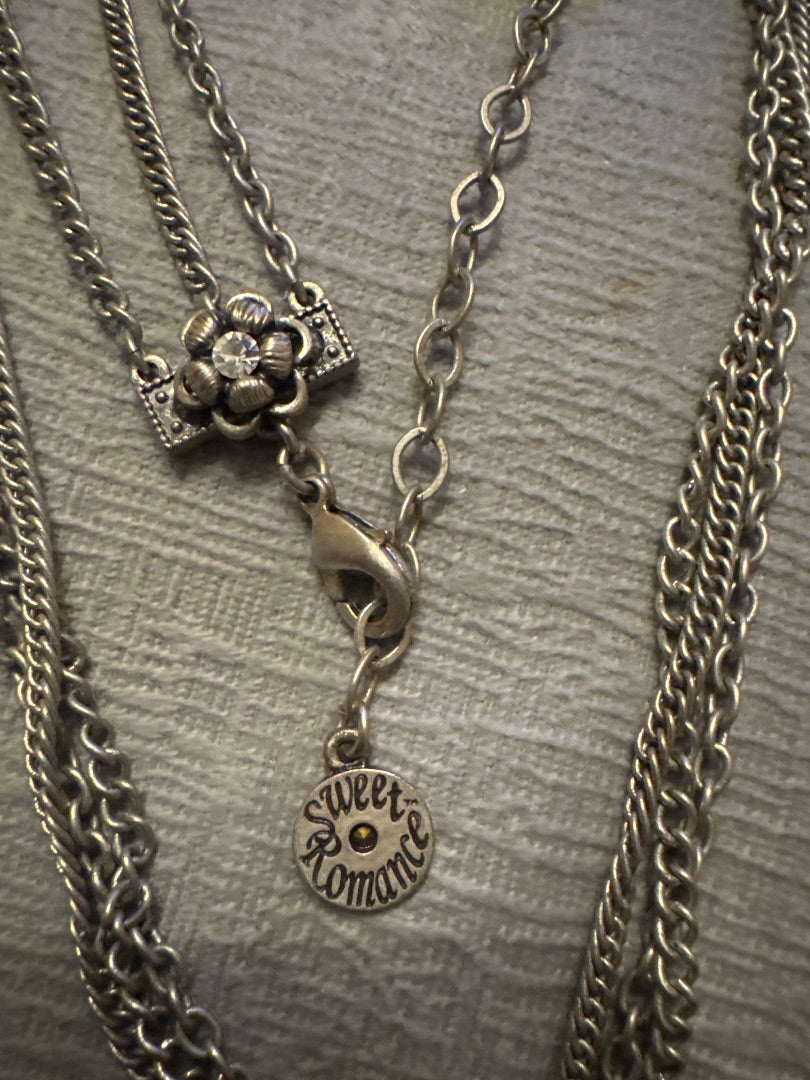 Sweet Romance Blue Rose Pendant Necklace