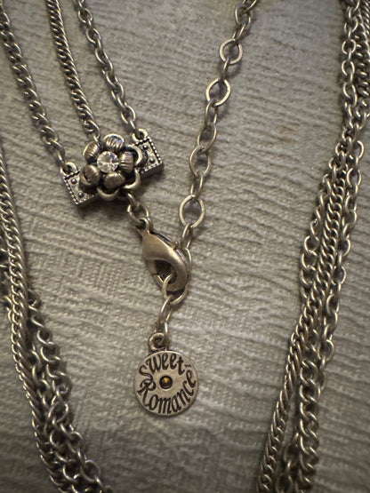 Sweet Romance Blue Rose Pendant Necklace