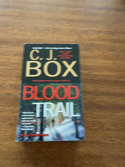 Paperback CJ Box  Blood Trail