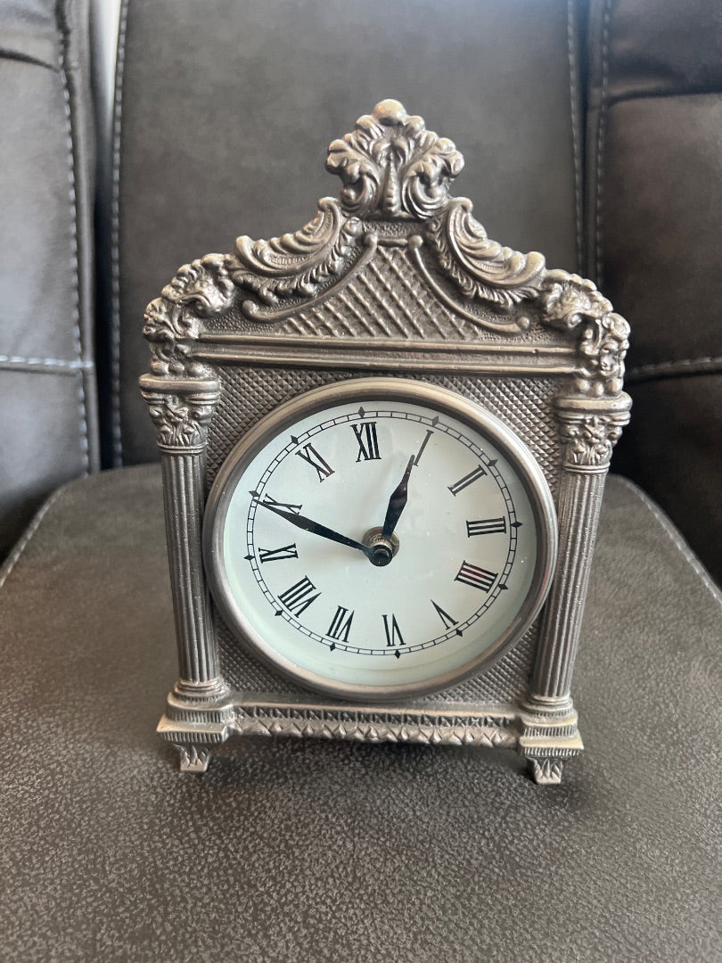 Vintage Italian pewter clock
