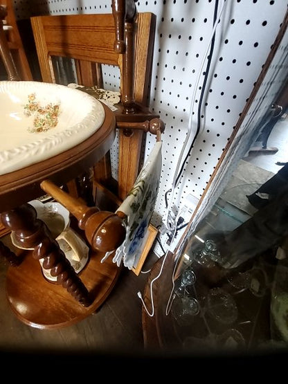 antique wash stand with bowl and pitcher