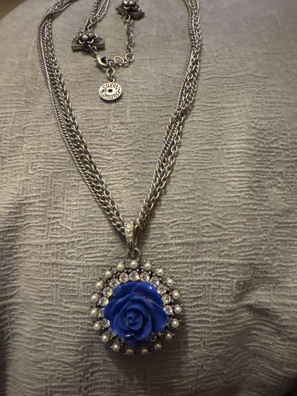 Sweet Romance Blue Rose Pendant Necklace