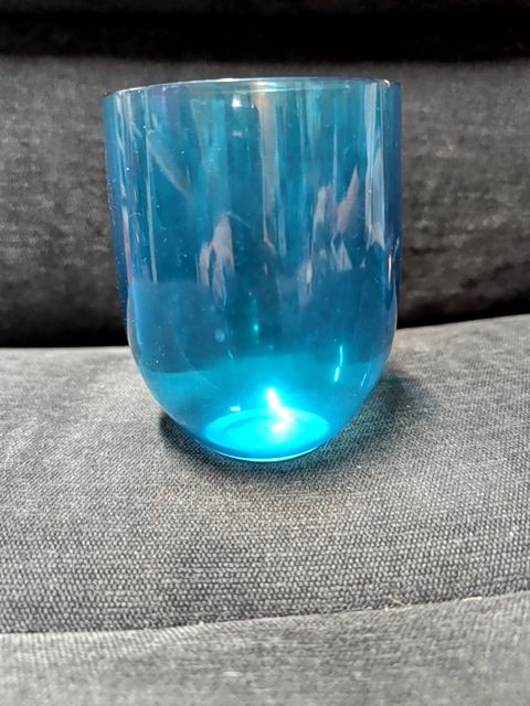 Plastic stemless wine cup