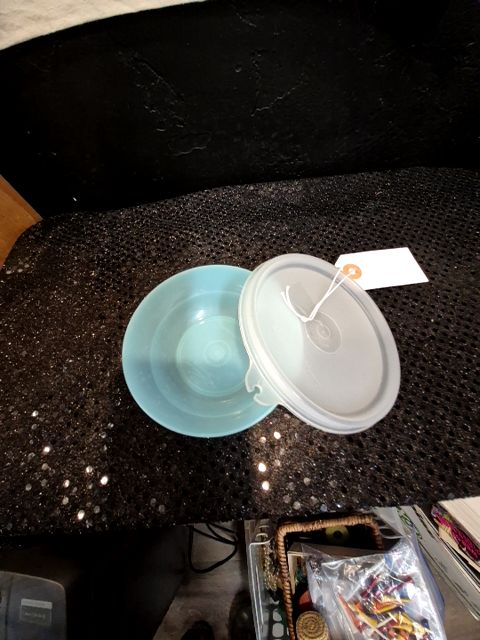 Blue Tupperware Mini Snack Bowl w/Lid