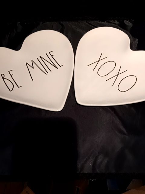 Rae Dunn Valentine plates