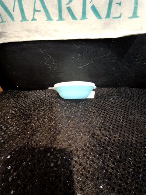 Blue Tupperware Mini Snack Bowl w/Lid