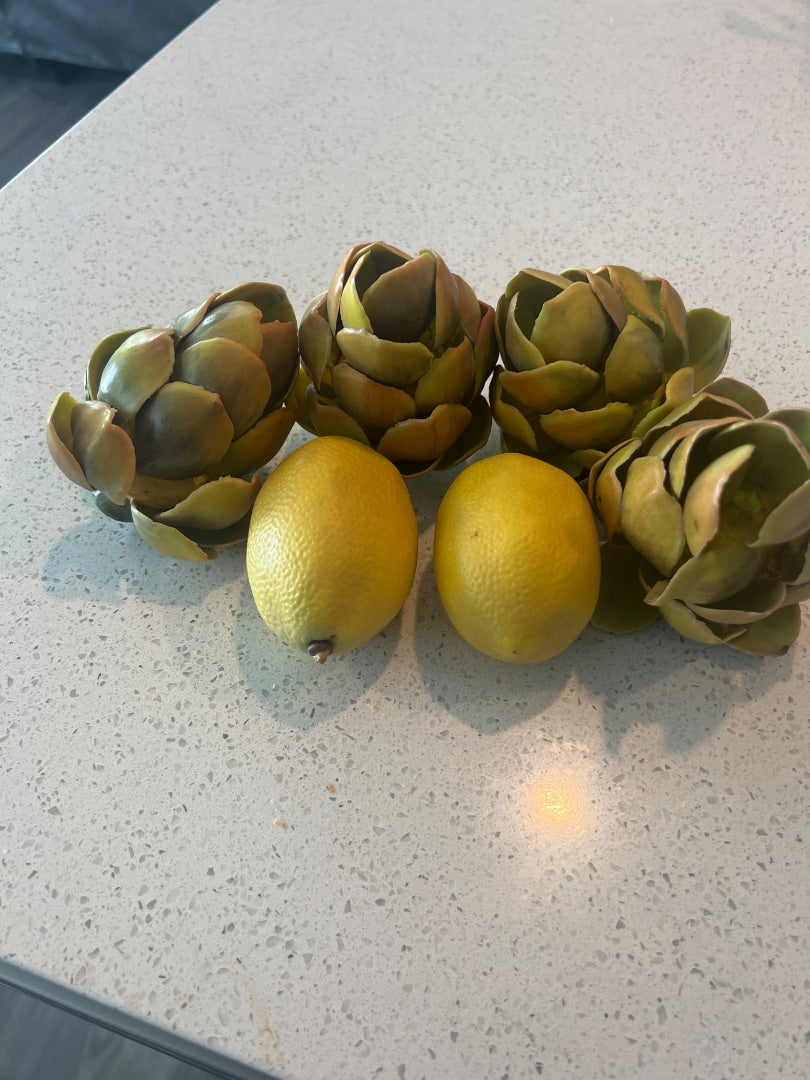 Fake lemons and artichokes