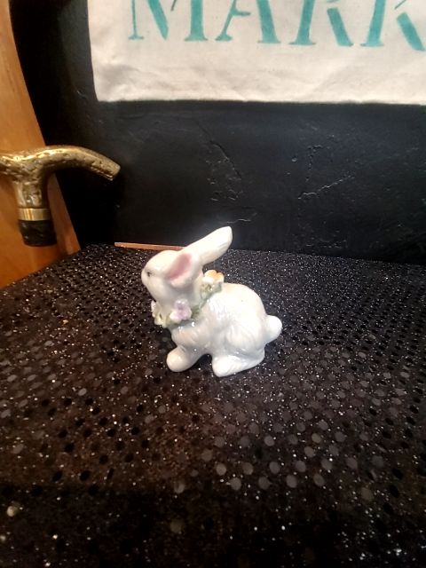 Prismatic White  Porcelain Bunny, 2.5" × 2.5"