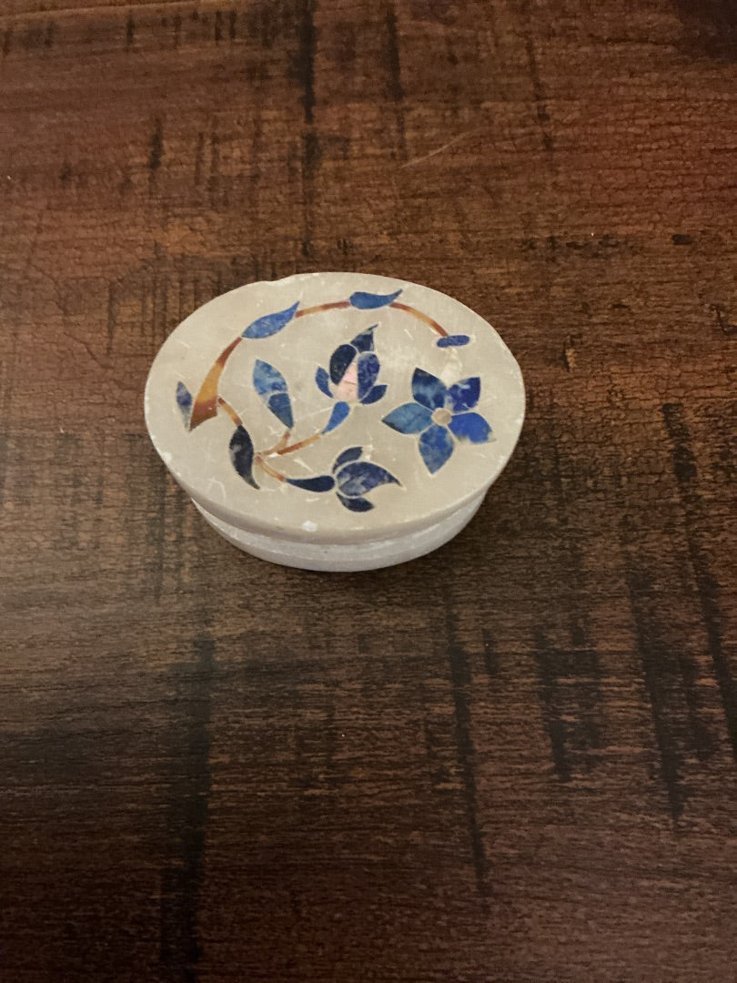 Multi Unknown Pill/trinket mini box, 2”