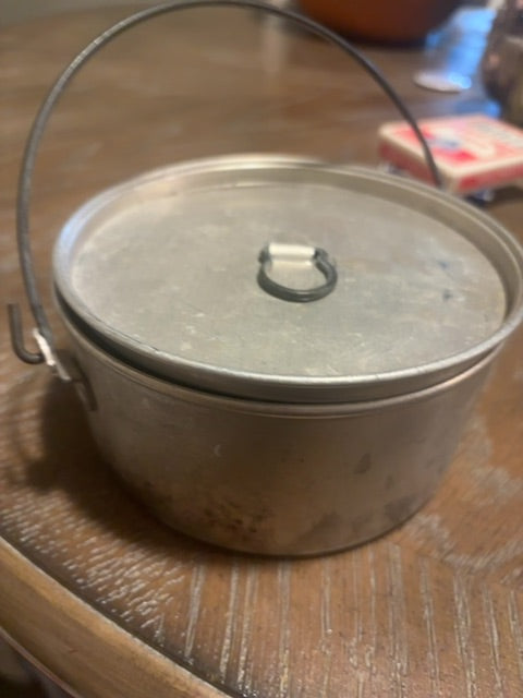 Vintage Aluminum Cook pot w/Lid