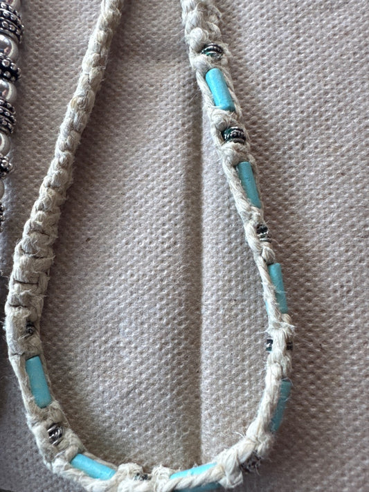 Unisex necklaces