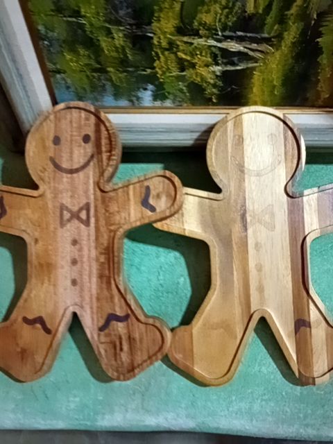 Holiday time Gingerbread man board