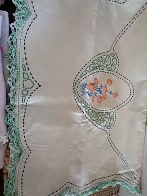 Antique runner green trim