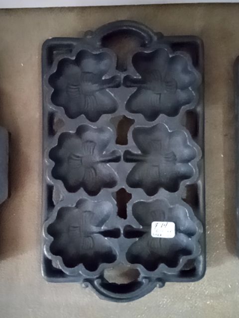 Clover cast iron