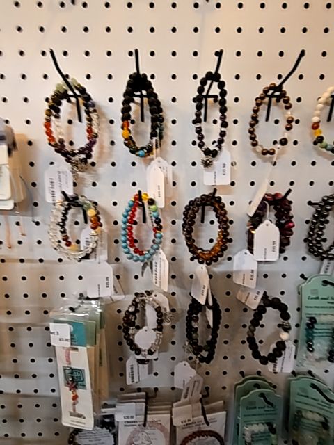 Bracelet Precious Stones w/charm