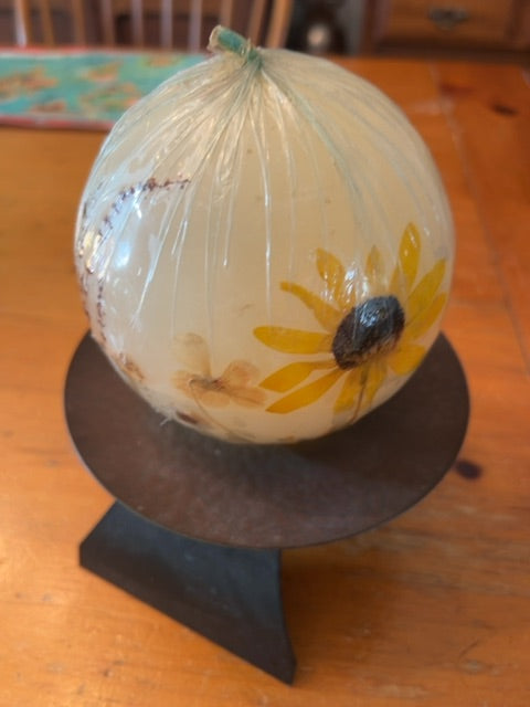 Handmade candle with pressed flowers. 5”.