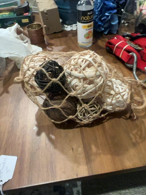 Decorative balls