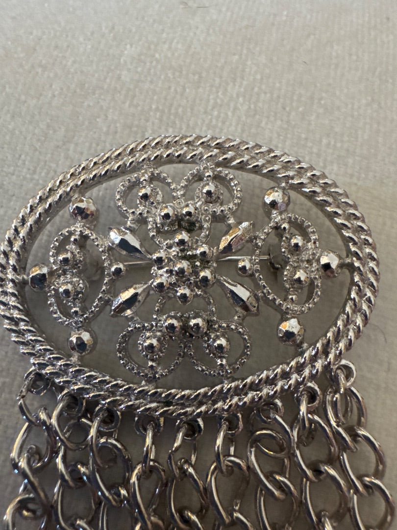Sarahcov Sarah Coventry vintage tassel brooch