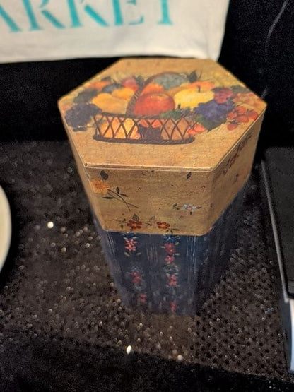 Primitives candle box