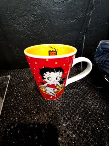 Red King Features Syndicate Betty Boop Coffee Cup