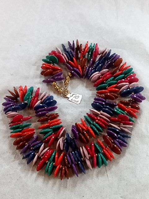 Multicolor  Multicolor disk necklace
