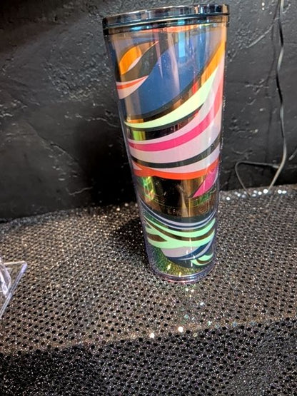 Starbucks tumbler no staw