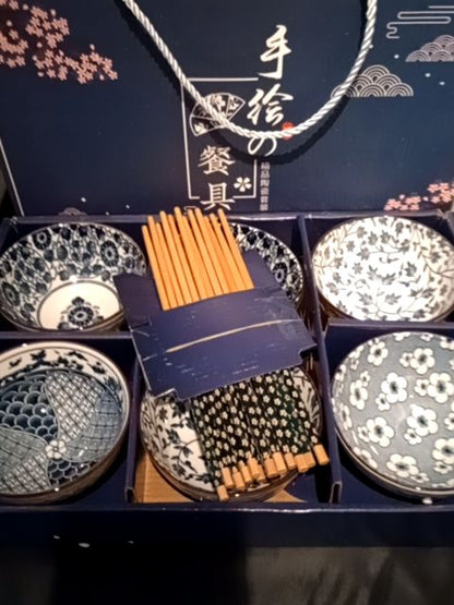 6 pc ramen bowl set w/chopsticks NIB