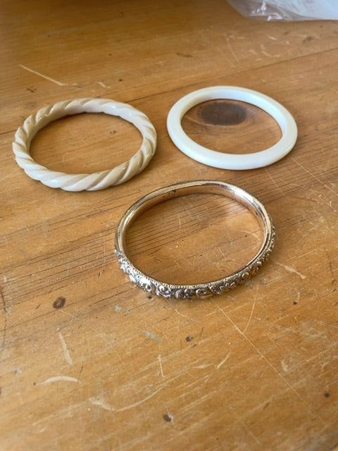 Set of 3 bangle bracelets