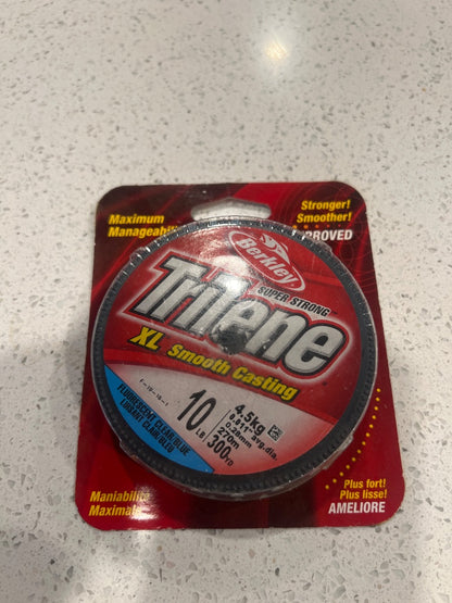 Yo-Zuri Fluorocarbon Nylon Hybrid Fishing Line