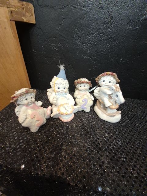 Vintage Dreamsicles Angel Figurines, Set of 4, As Is