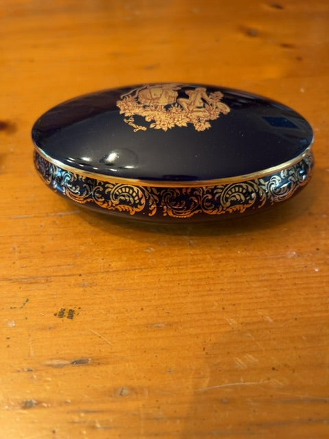 Vintage Limoges Castel porcelain trinket box
