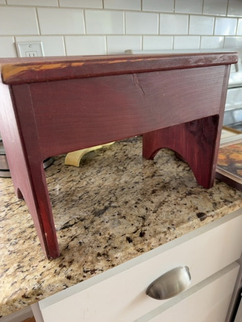 Red  Primitive stool