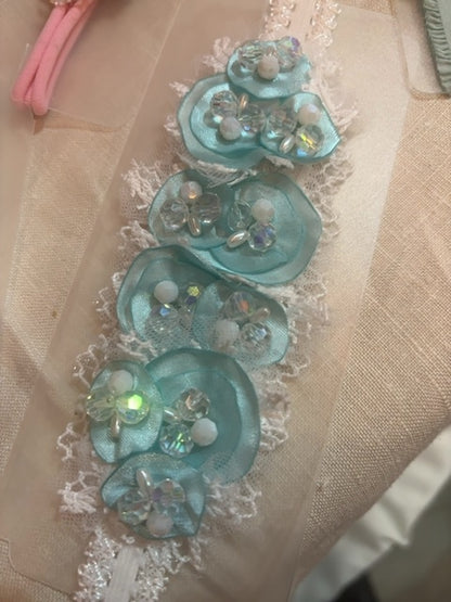 MysticalCreationsByMaira Handcrafted flowers bby headband