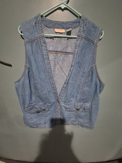 Hunters Run Denim Vest