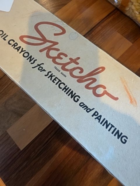 Sketcho oil crayons Vintage Decor