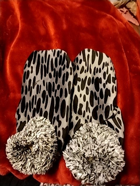 Leopard Print Variety  Leopard Slipper Booties, 9-11