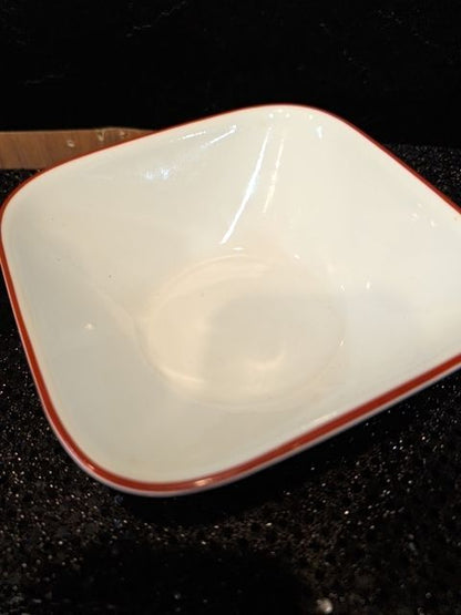 Set of 2 Corelle Bowls