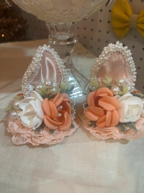 MysticalCreationsByMaira Handcrafted flower bunny clips