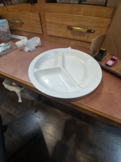 Divider plate