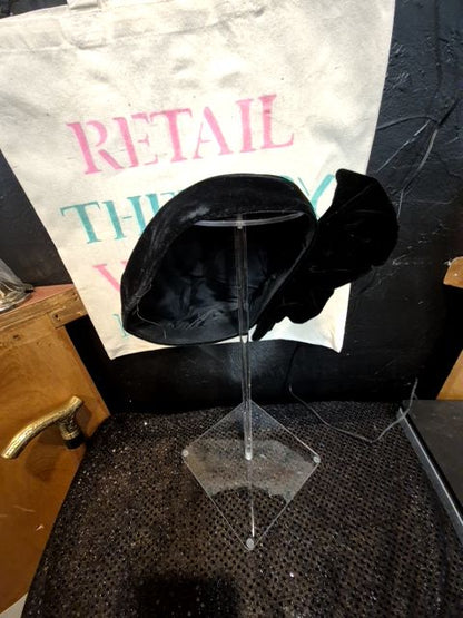 Black velvet hat w/velvet ruffle