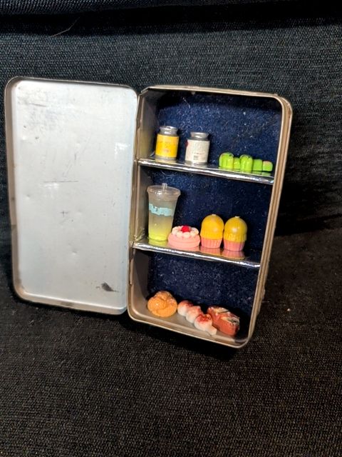 Mini Doll House Fridge 'as is'