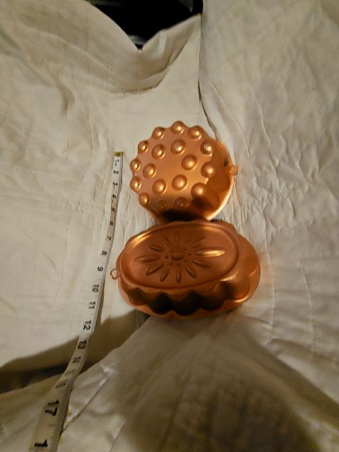 Mirro Vintage 2 jello molds