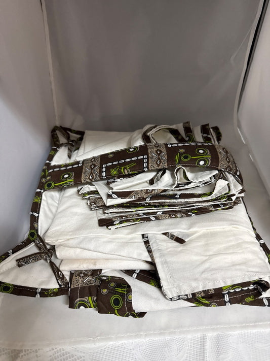 Dark brown and white African made Table items