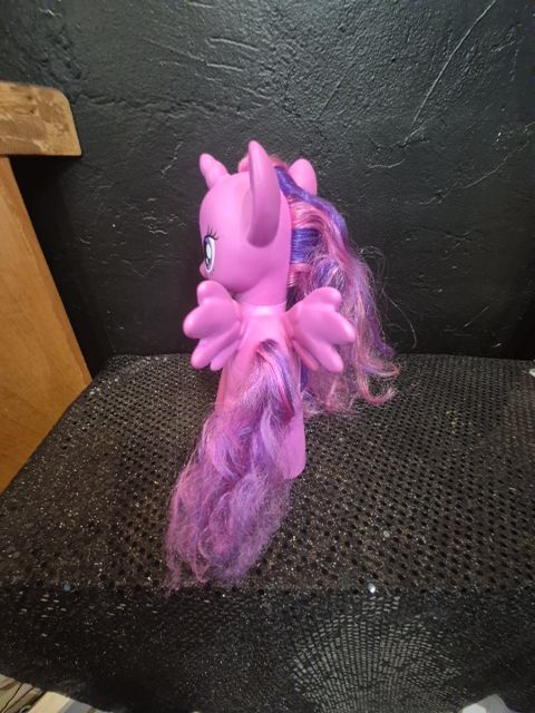 Purple  2013 My Little Pony Twilight Sparkle Figurine, 8"