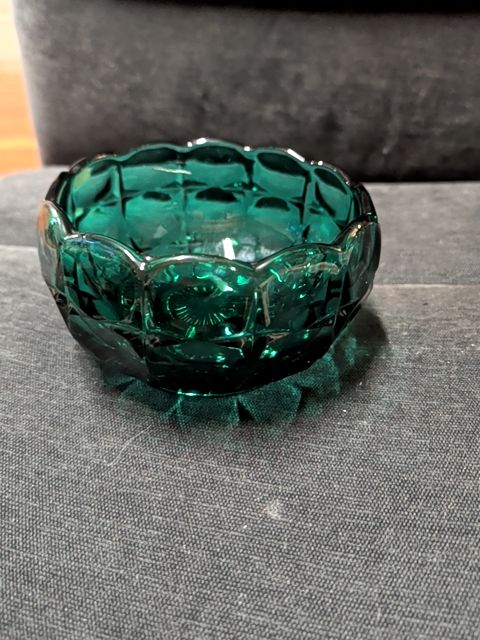 Vintage Tiara teal glass bowl