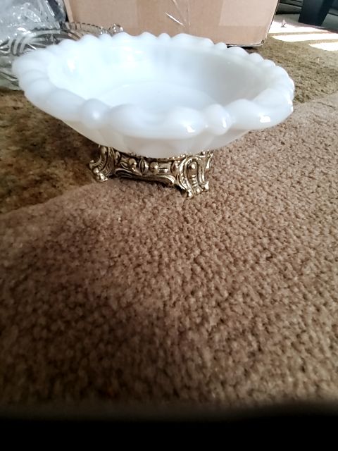 Anchor hocking Milk glass pedestal ashtray